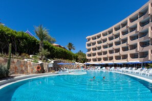 Piscina externa
