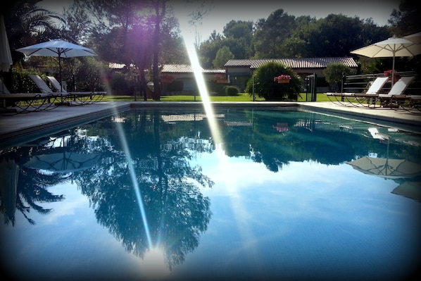Utomhuspool