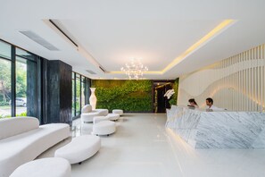 Sala de estar en el lobby