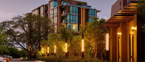 Front of property - evening/night