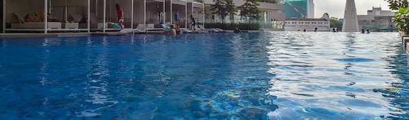 Utomhuspool