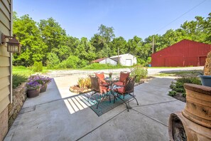 Outdoor Dining Table