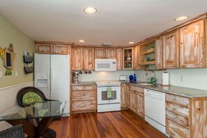 Spacious Kitchen