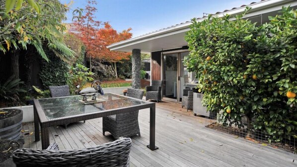 Outdoor dining