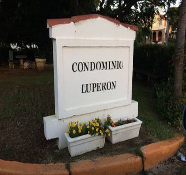 Welcome to Condominium Luperon in Costambar!