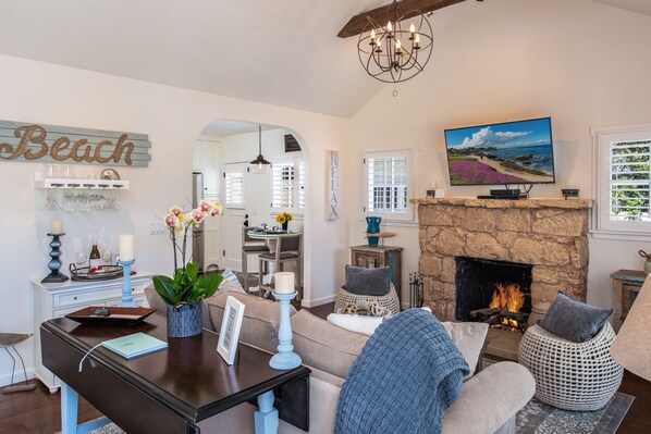 Welcome to "Bungalow by the Sea"!