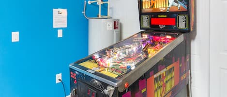 Pinball Machine free Play