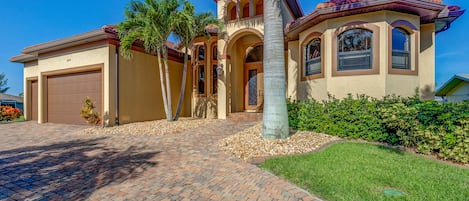 Front of luxury rental home