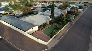 Birds eye view of Cross Roads Travellers Rest Retreat.