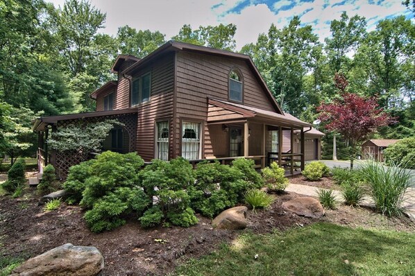 Front of house landscaping
