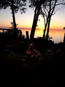 Beach-Front Private Paradise Directly on Lake Simcoe