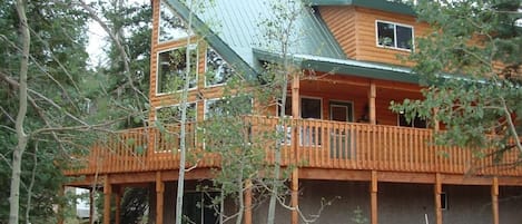 Front & Side of Cabin