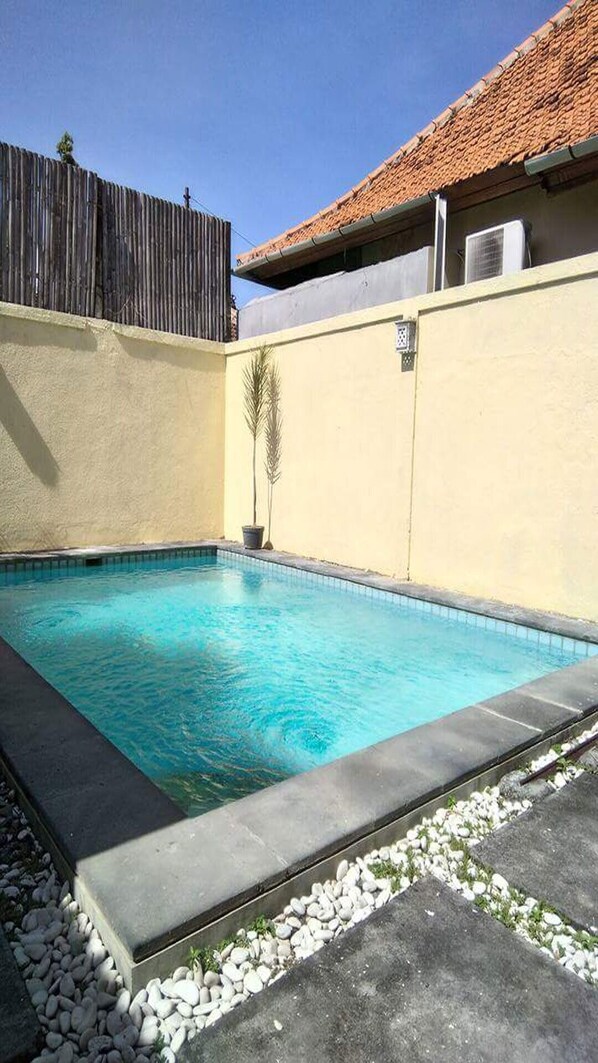 Private Swimming of Loven Private Villa in Sanur