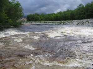 Enjoy A Swim In 1 Of The Many Swim Holes Or Tube Ride Down The Pemi 