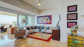 Condo - Image 5