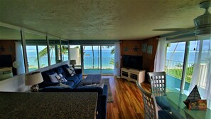 End unit with spectacular view