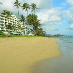 RIGHT ON THE BEACH