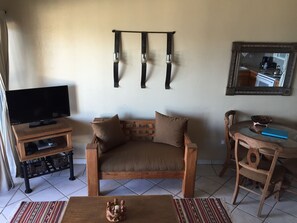 Lounge area and TV. We don't have cable.