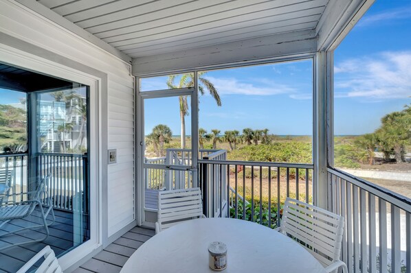 Gulf Front Lanai