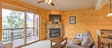 Grand Lake Vacation Rental | 2BR | 2BA | 1,315\ Sq Ft | Stairs Required