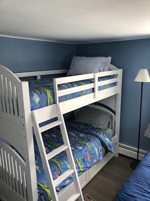 Bunk bed room - trundle and single twin. New mattresses with 600 thread count 