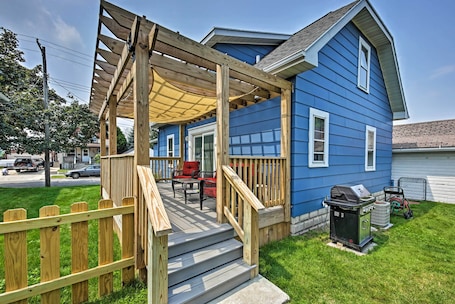 Two Rivers Vacation Rental | 3BR | 1.5BA | 1,200 Sq Ft | Stairs Required