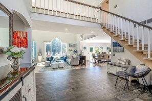 Grand Foyer Entrance 1