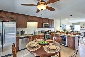 Kitchen | Cooking Basics | Dishware/Flatware