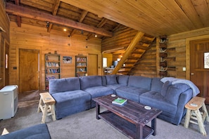 Living Room | Free WiFi | Pet Friendly w/ Fee