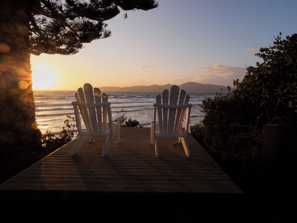 Sunset over Kapiti Island