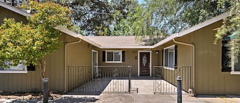 Gilroy Vacation Rental | 3BR | 2BA | 1,800 Sq Ft | Step-Free Access