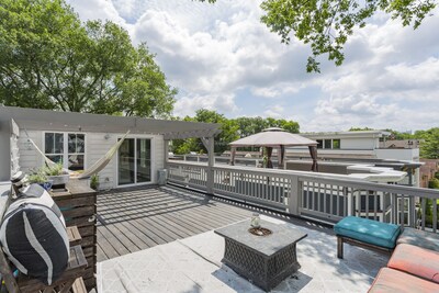 Downtown Music City with Skyline View-ROOFTOP DECK