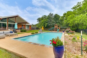 Shared Amenities | Pool | Playground