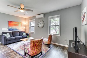 Living Room | Smart TV | Wall A/C Unit