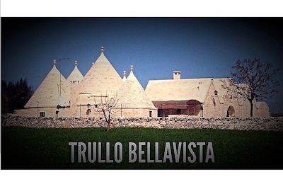 Luxury family Trullo (180m2) with large private pool, BBQ, pizzaoven and garden