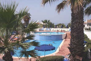Heated pool in winter months 