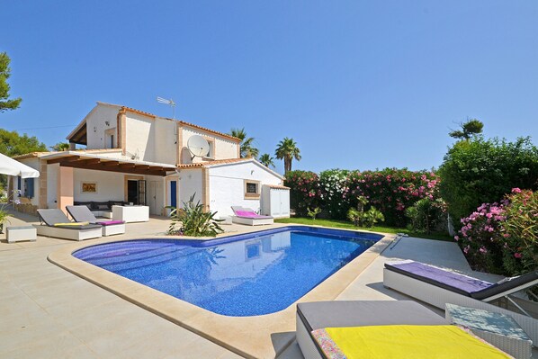 Odette - House with pool very close to the sea in Bonaire, Alcúdia