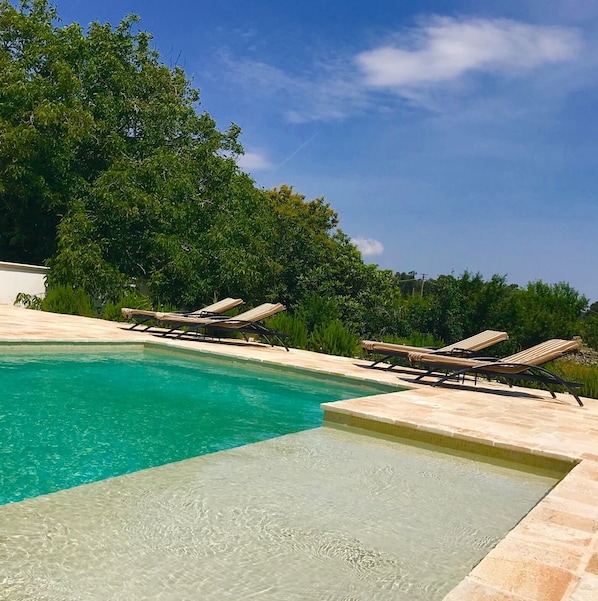 Relaxing section of this great salt water pool