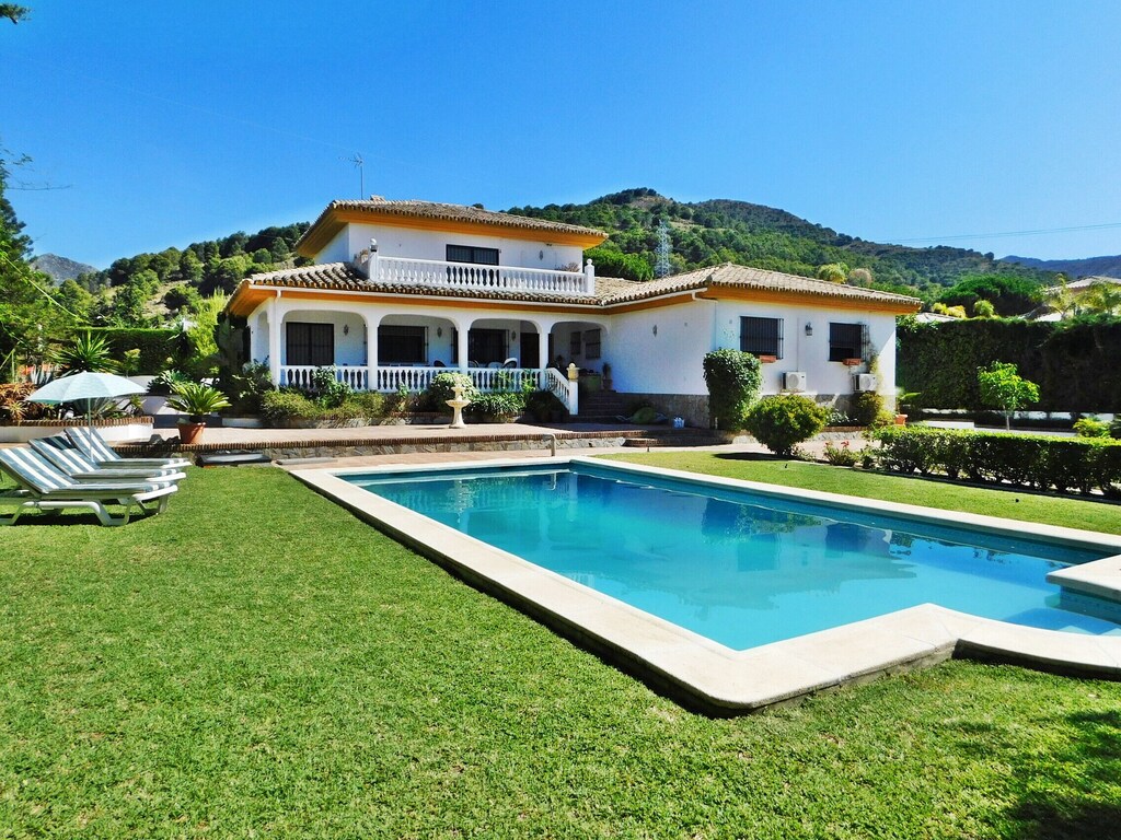 Picture of villa