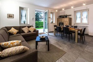 Living and dining room