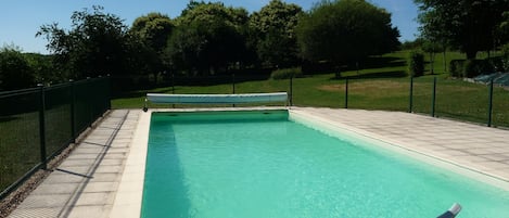 The pool - so inviting (late June - early Sept). country views towards lake.