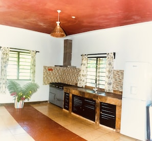 large and spacious fully equipped kitchen