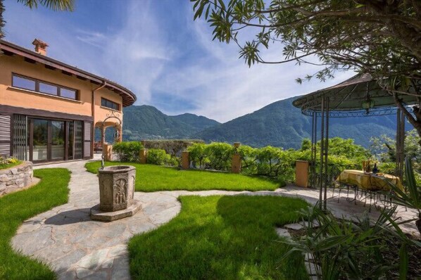 Private Garden