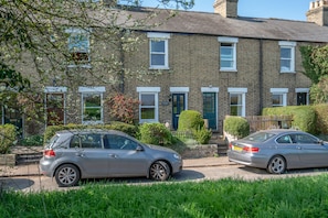 Victorian mid Terrace cottage overlooking fields.  On street parking