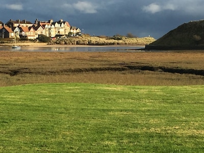 XMAS Sonderpreis - Waterside View Cottage - in der Nähe von Alnmouth mit herrlichem Blick 