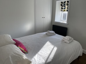 Cosy Double Bedroom