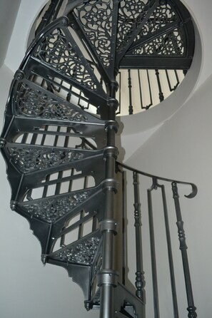 Spiral stairs to open plan first floor living area