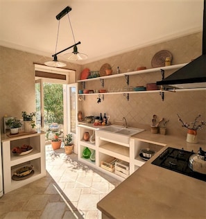 Melograno kitchen.
