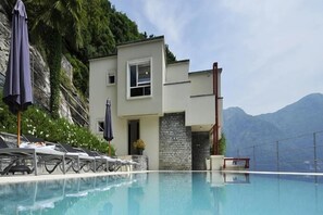 Villa avec piscine privée