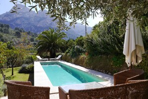 13m pool with outdoor sofas